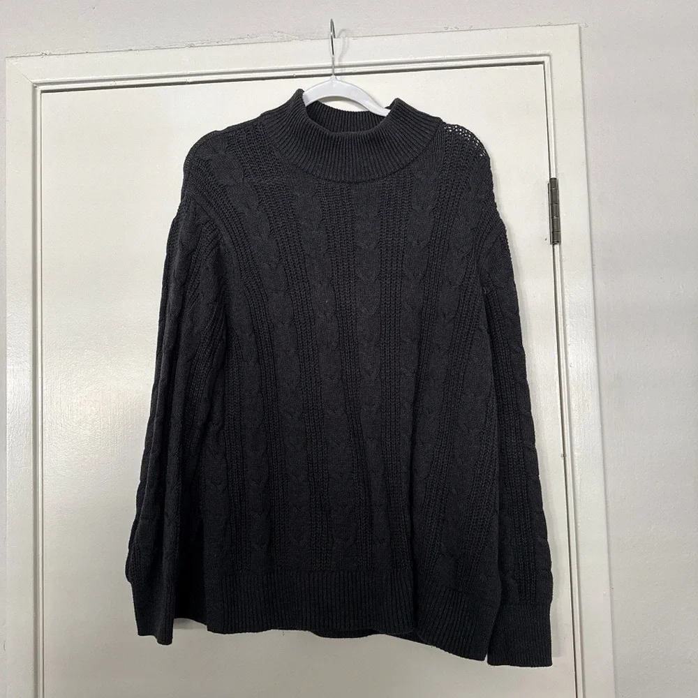 Banana Republic Men's Dark Gray Turtleneck Sweater